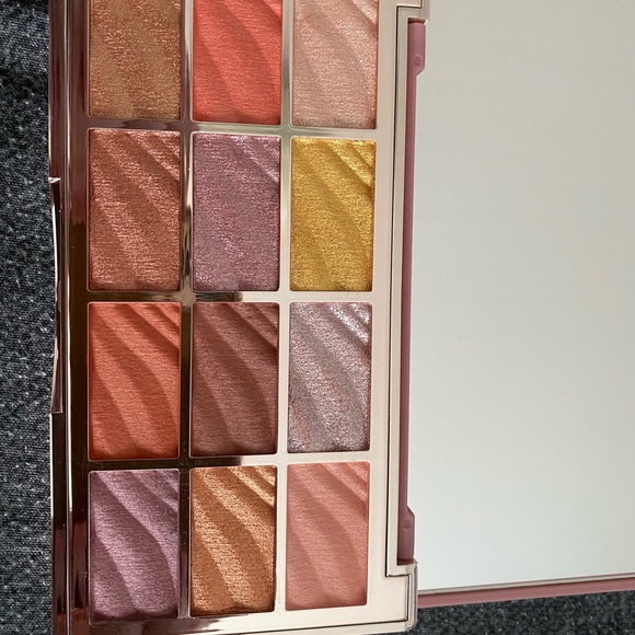 Ciate eyeshadow - Picture 2 of 2